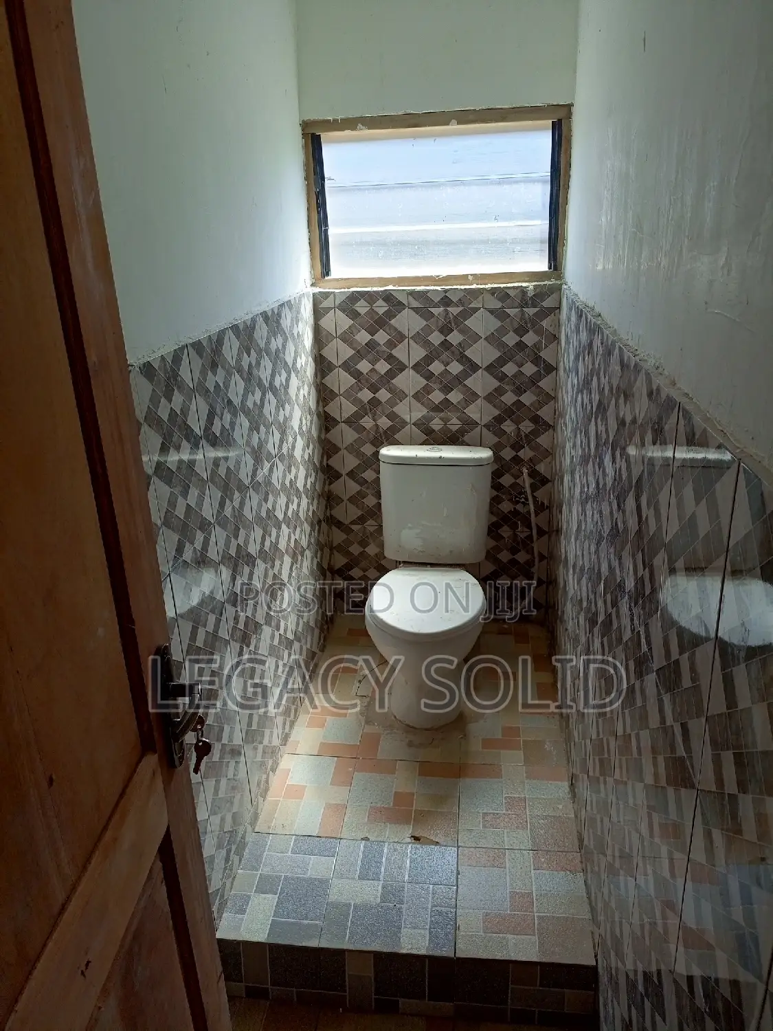 2bdrm Apartment in Legacy Solid Real, Teshie for rent