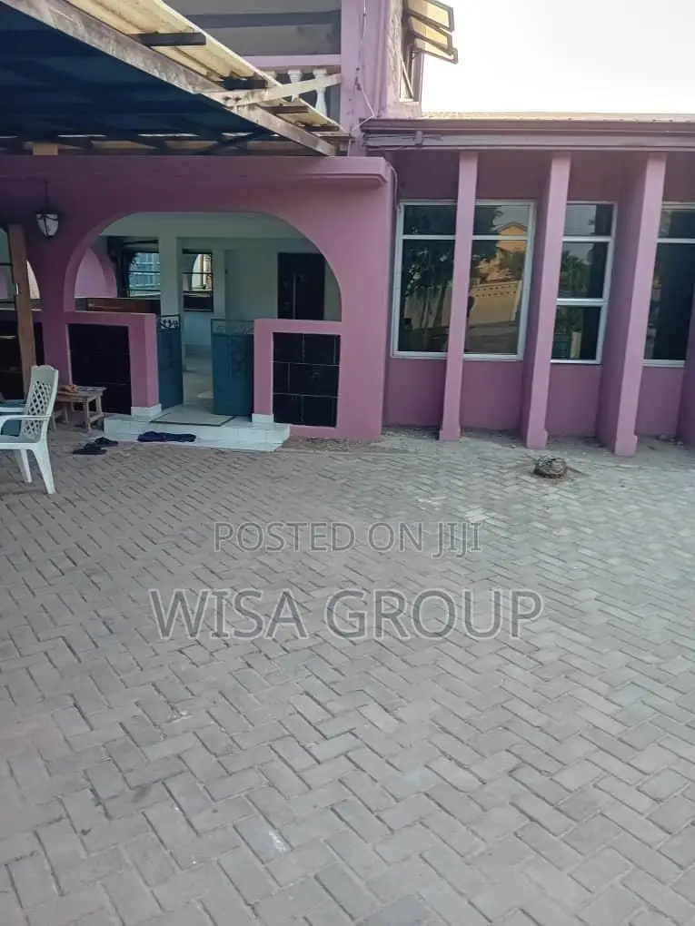 5bdrm House in Wisa Groups, Accra Metropolitan for rent