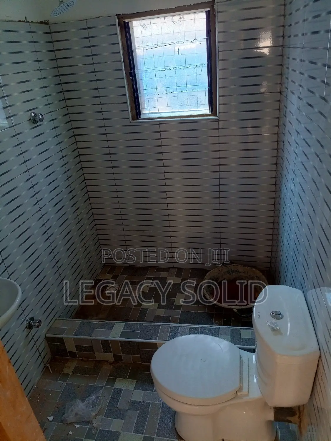 1bdrm Apartment in Legacy Solid Real, Teshie for rent