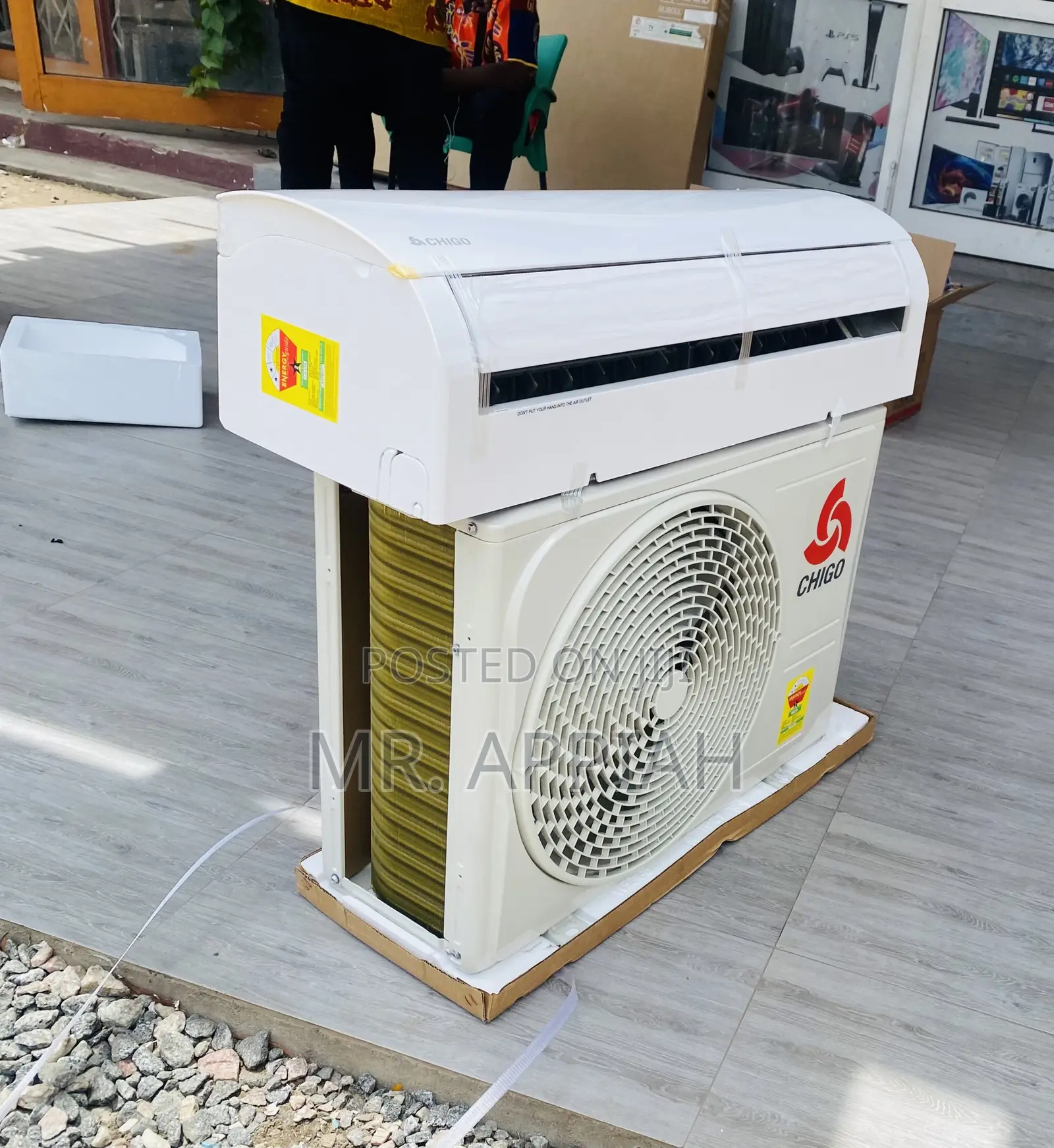 Lovely Design Chigo 1.5hp Split Type Air Conditioner(R410).