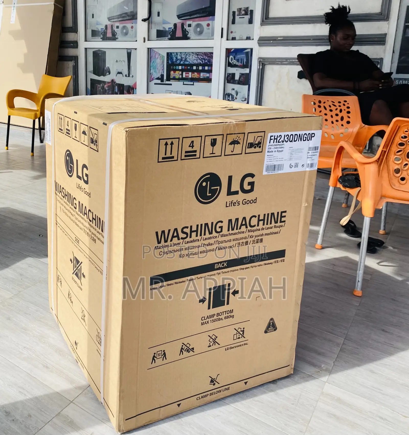 LG Fh2j3qdngop 7kg Front Load Washing Machine(White).