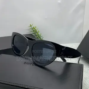 Admirable Saint Laurent Glasses