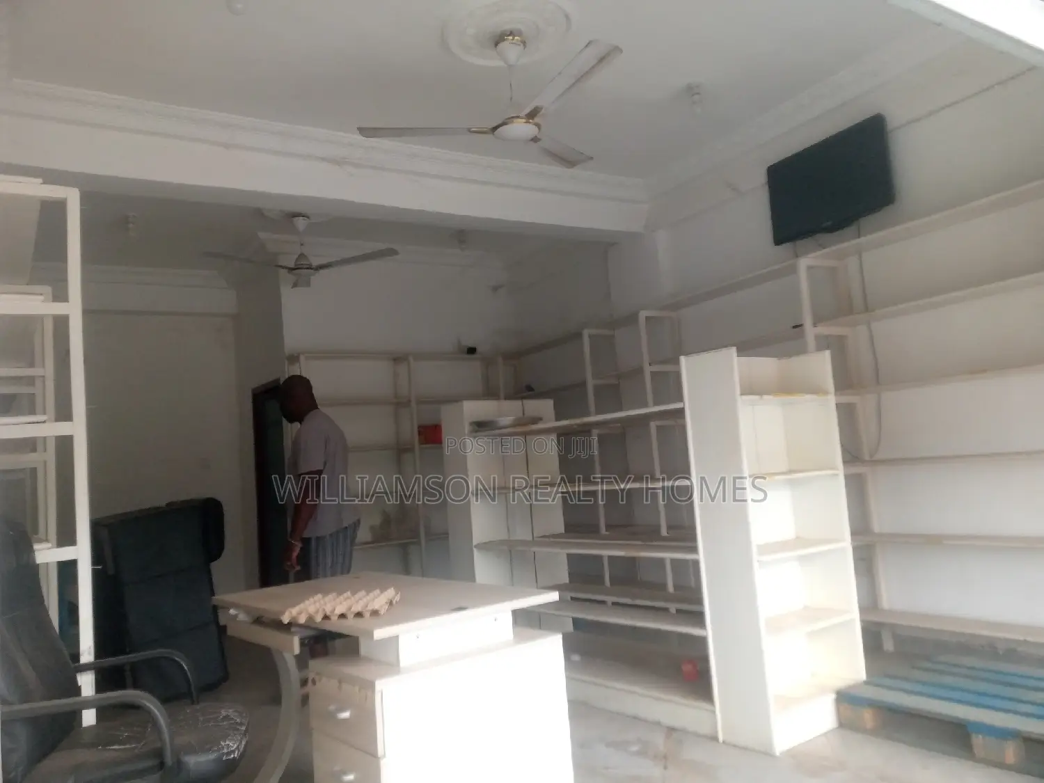Exclusive Road Side Shop/Store/Office Space 4rent,Spintex