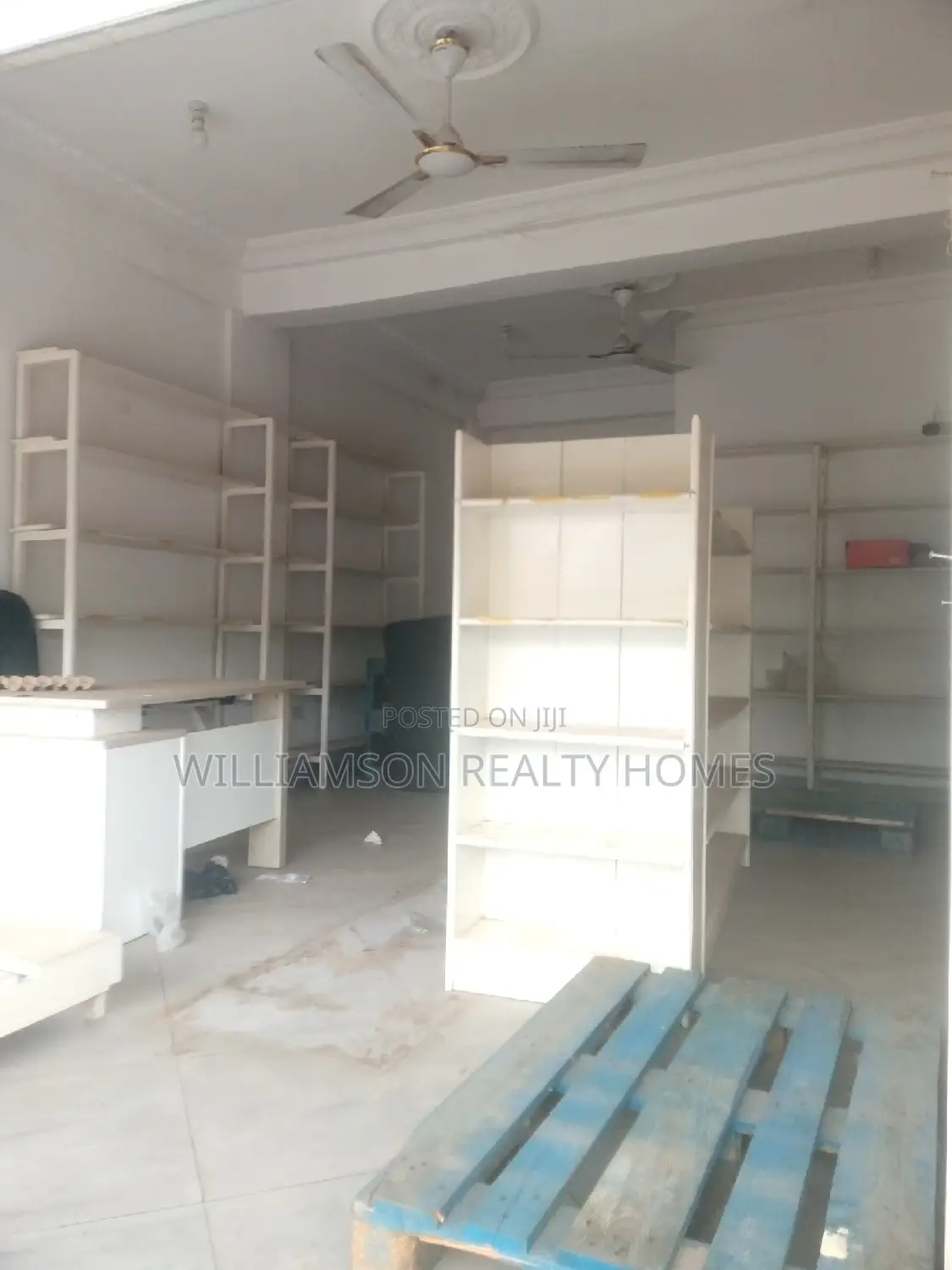 Exclusive Road Side Shop/Store/Office Space 4rent,Spintex