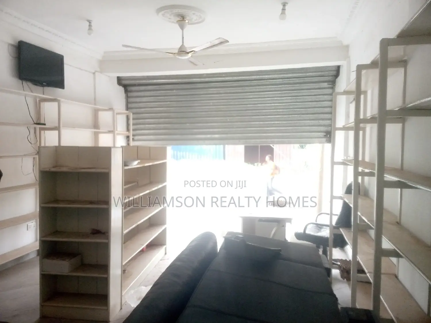 Exclusive Road Side Shop/Store/Office Space 4rent,Spintex