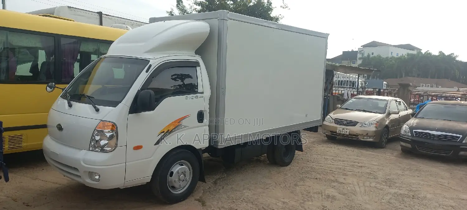 Kia Bongo 3 Container Truck