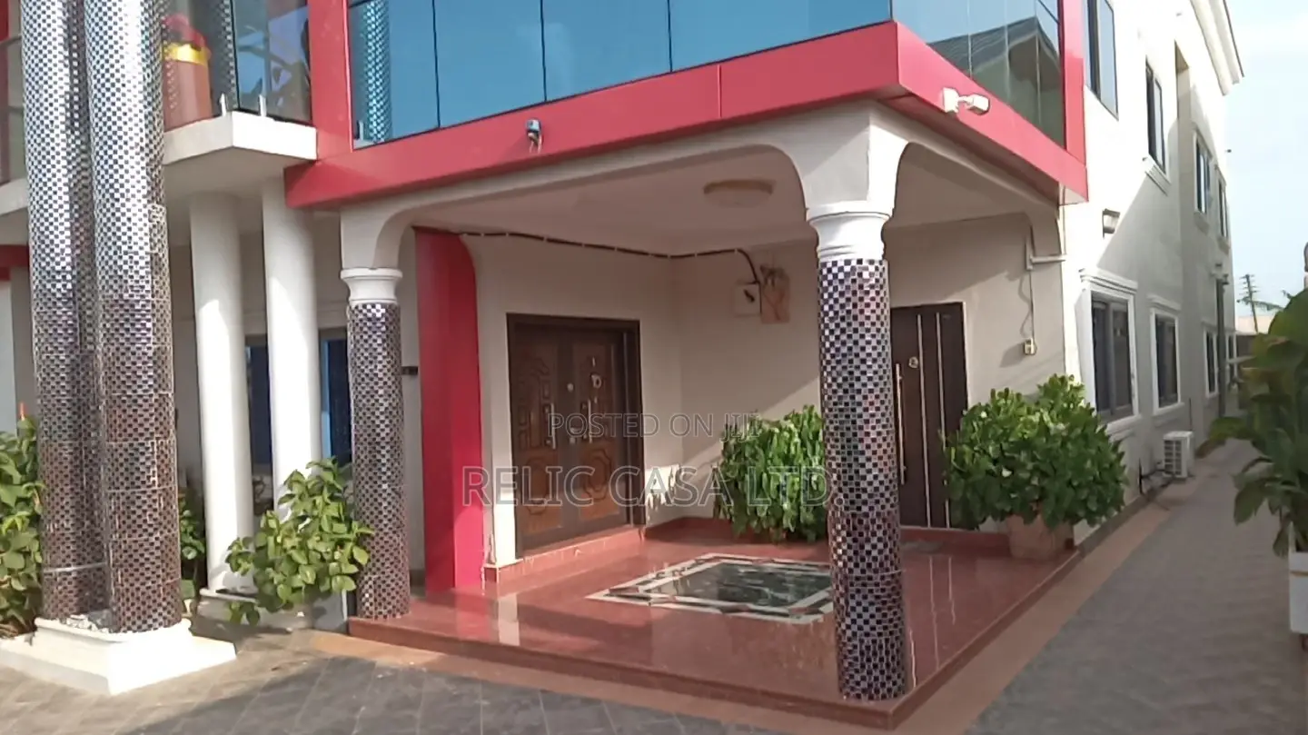 7 Bedroom House for Sale Near West Hills Mall