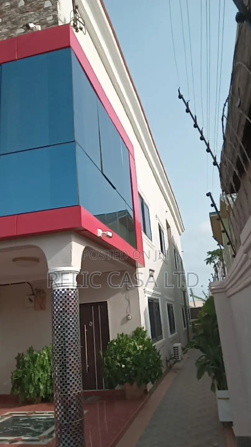 7 Bedroom House for Sale Near West Hills Mall