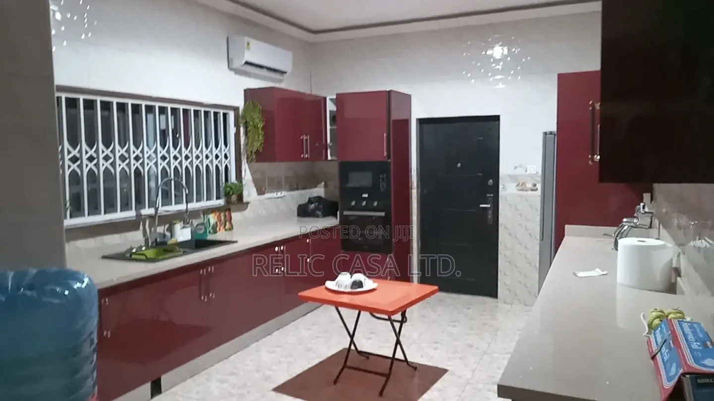 7 Bedroom House for Sale Near West Hills Mall