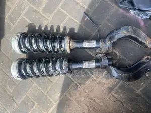BMW X5 Front Original Foreign Used Shocks Pair Available