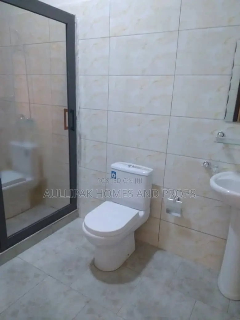 Furnished 4bdrm Penthouse in Lakeside, Accra Metropolitan for rent