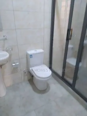 Furnished 4bdrm Penthouse in Lakeside, Accra Metropolitan for rent