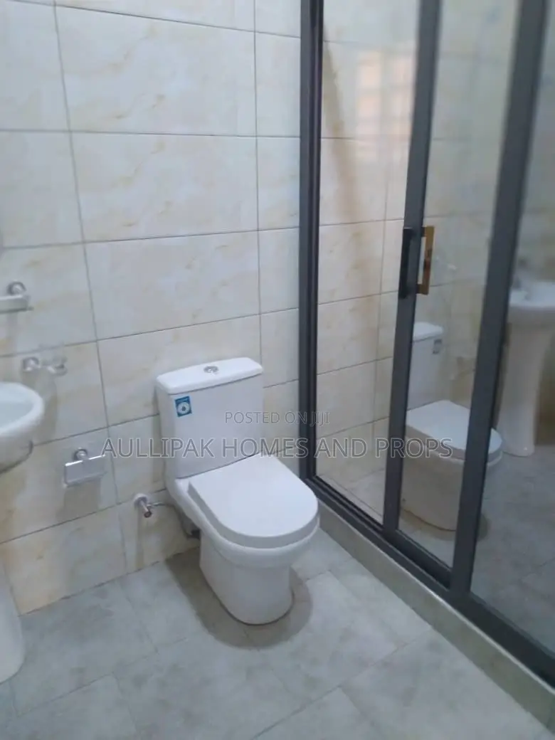 Furnished 4bdrm Penthouse in Lakeside, Accra Metropolitan for rent