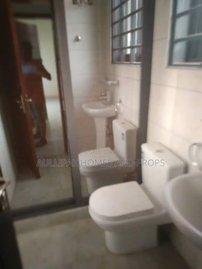Furnished 4bdrm Penthouse in Lakeside, Accra Metropolitan for rent
