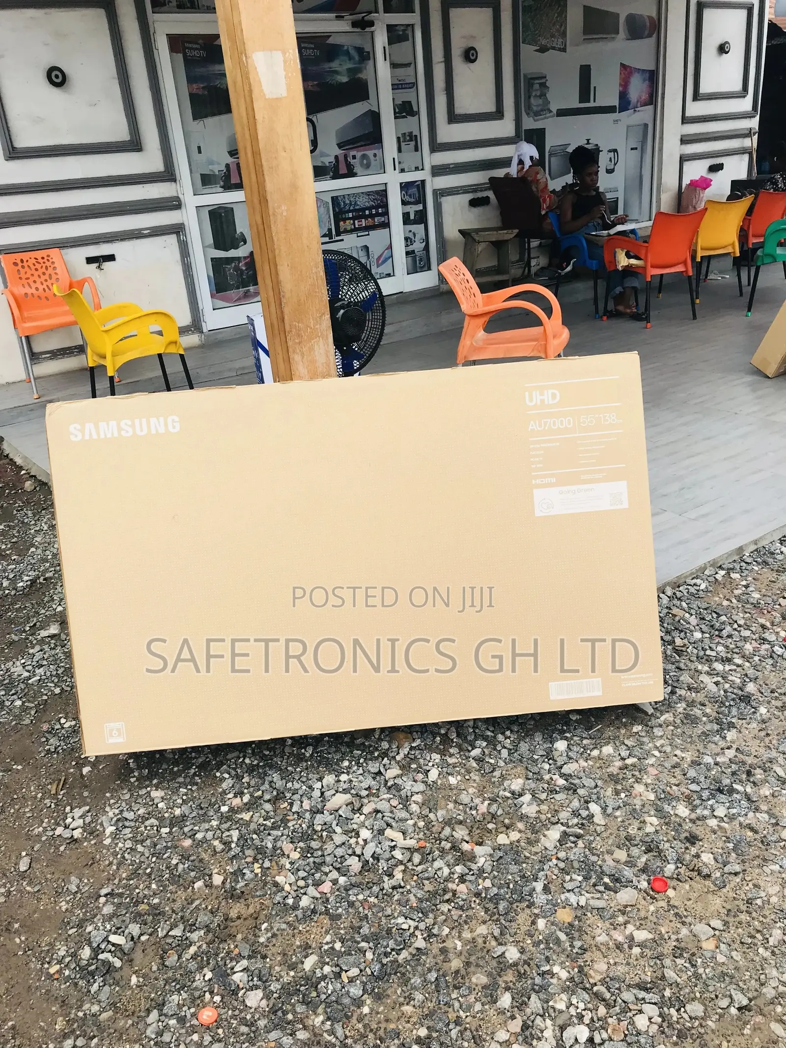 Electric Samsung 55 Inches Glossy Led Smart Tv