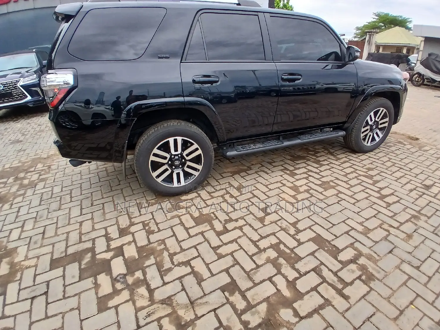 Toyota 4-Runner SR5 2022 Black