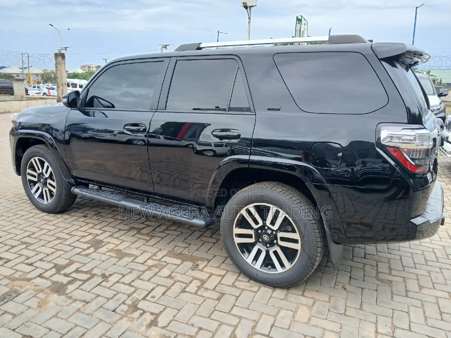Toyota 4-Runner SR5 2022 Black