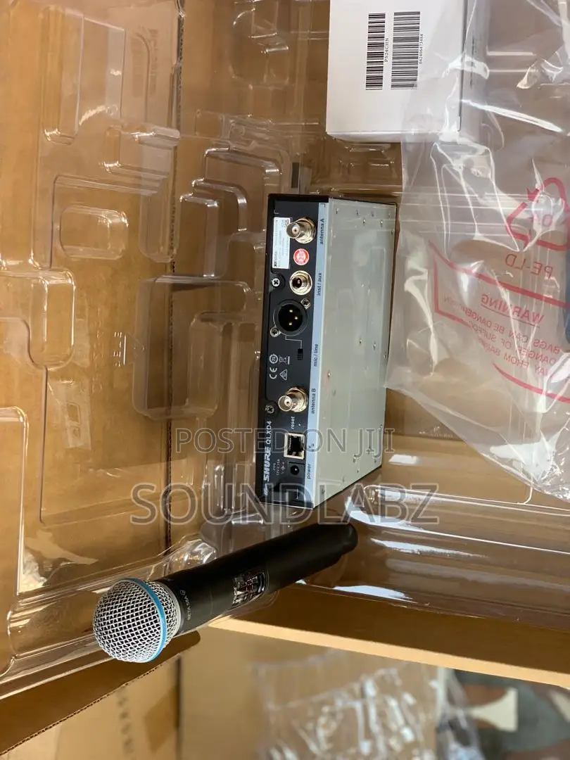 Shure QLX-D4 Digital High Quality Wireless Single Microphone