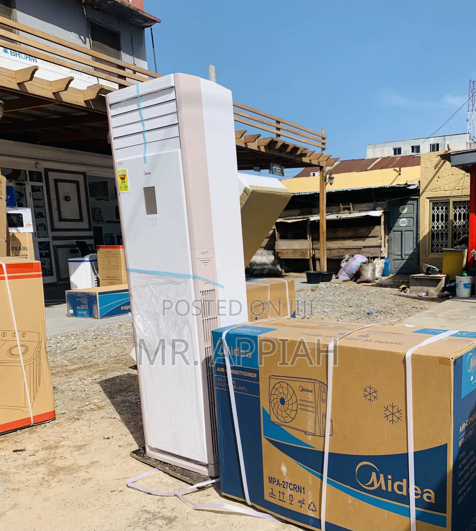 Fresh in Box Midea 3.0hp Floor Standing Air Conditioner.