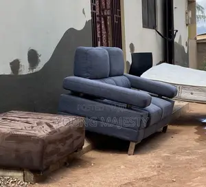 Real Cleaning Services and Removing of Dirt in Sofa