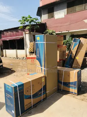 Extremely Cooling Midea Floor Standing Air Conditioner.