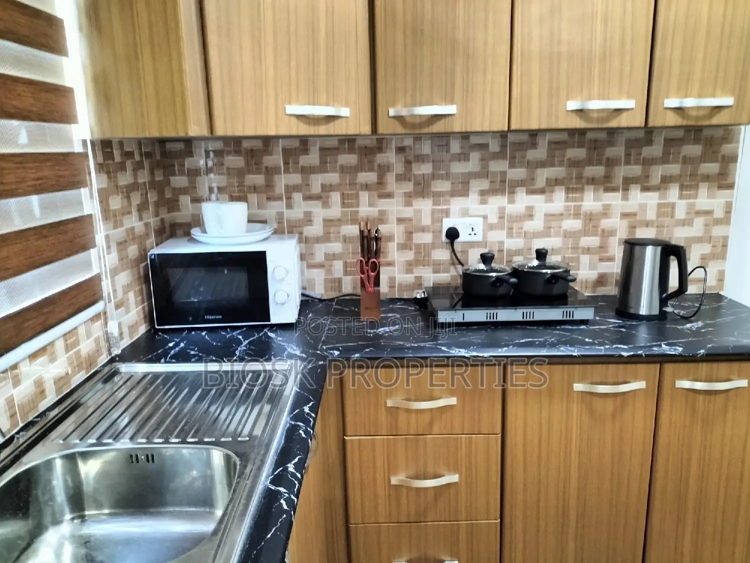 Furnished 2bdrm Apartment in Billa-Fix Properties, Frafraha for rent
