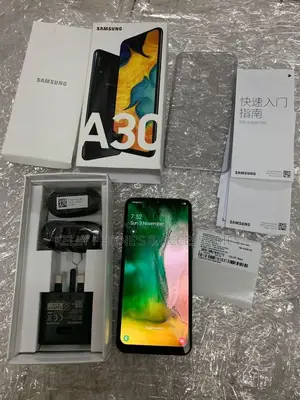 New Samsung Galaxy A30 64 GB Black