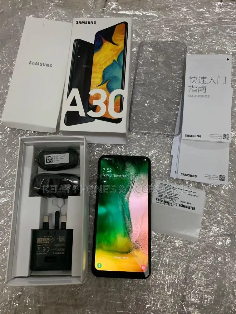 New Samsung Galaxy A30 64 GB Black