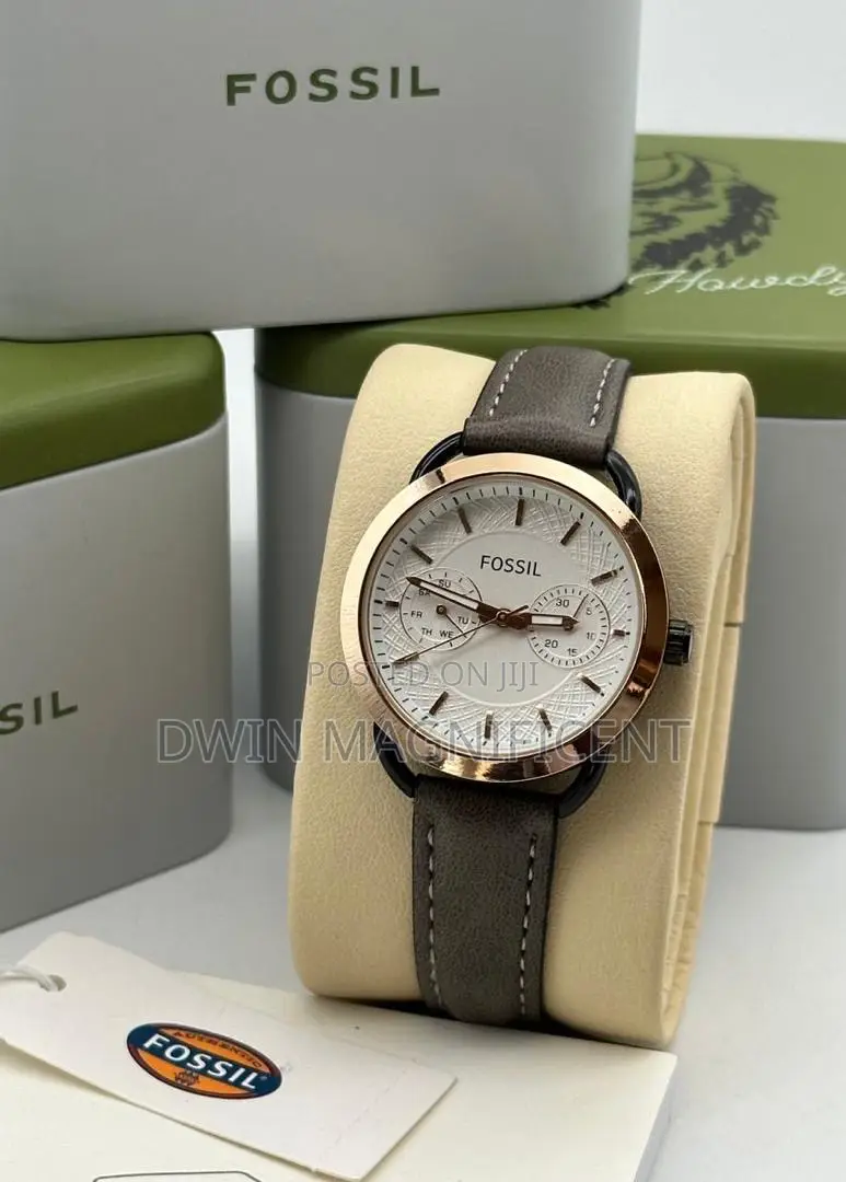 Your Perfect Timepiece: Brown Leather Ladies' Fossil Watches
