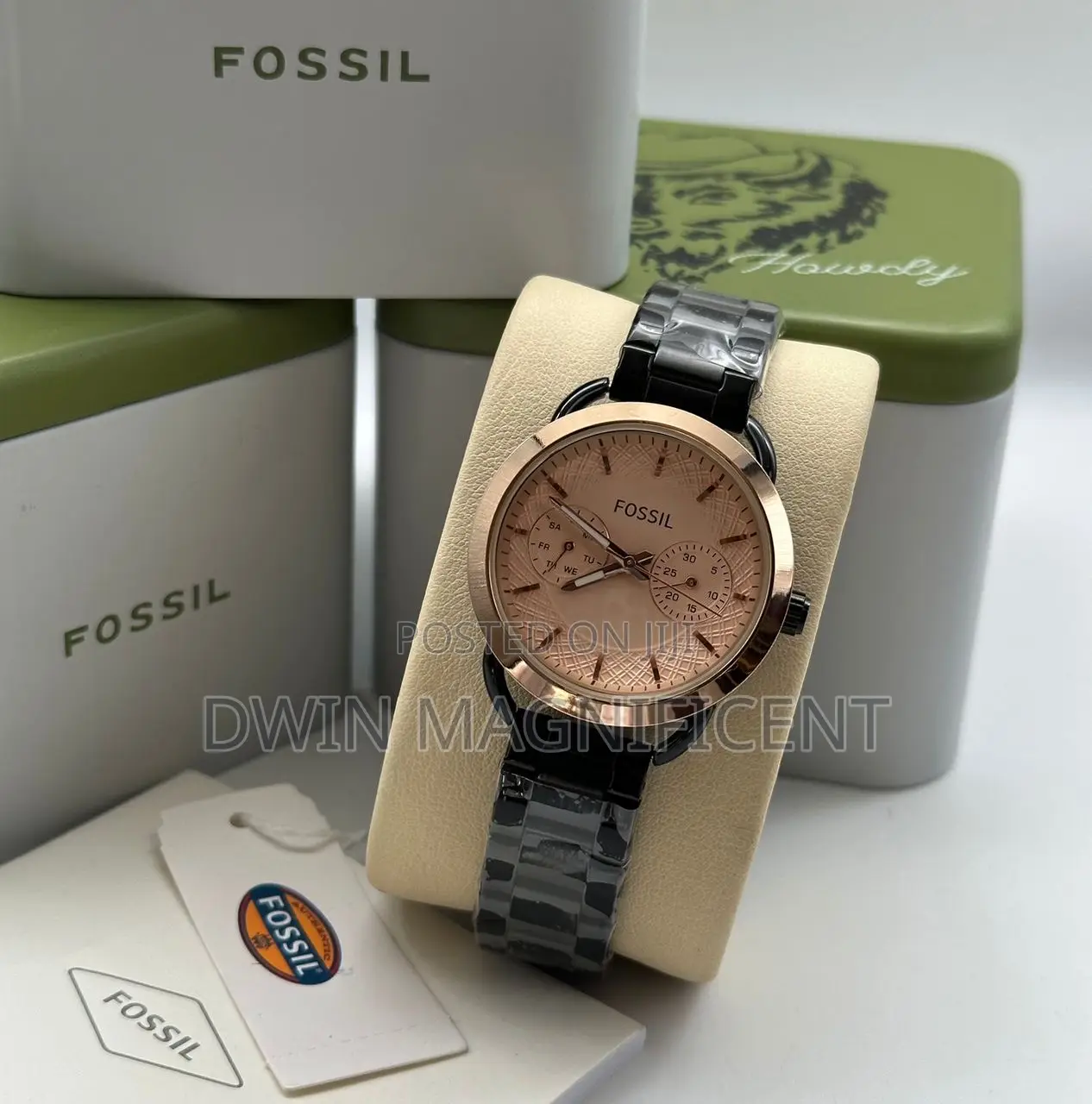 Sleek and Stylish: Black and Silver Fossil Watches for Women