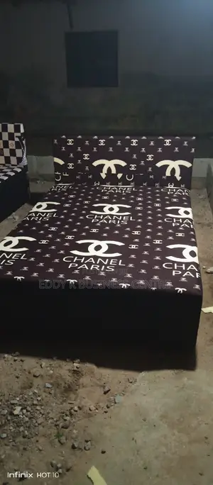 Inbuilt Bed