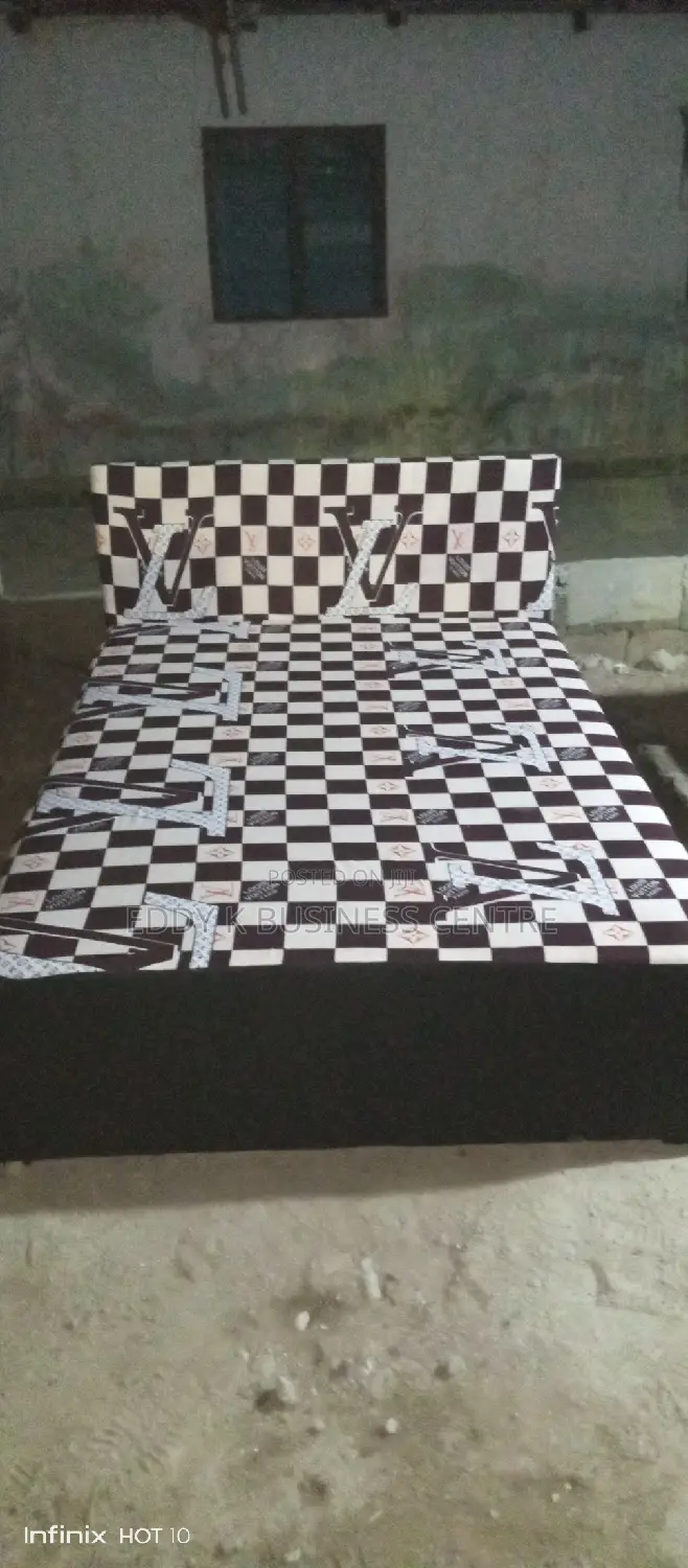 Inbuilt Bed