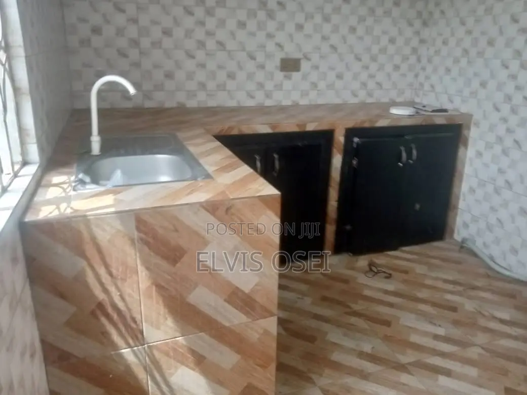 2bdrm Apartment in Ayawas Ablekuma, Accra Metropolitan for rent