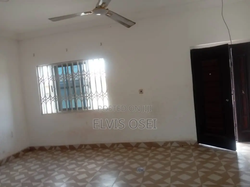 2bdrm Apartment in Ayawas Ablekuma, Accra Metropolitan for rent