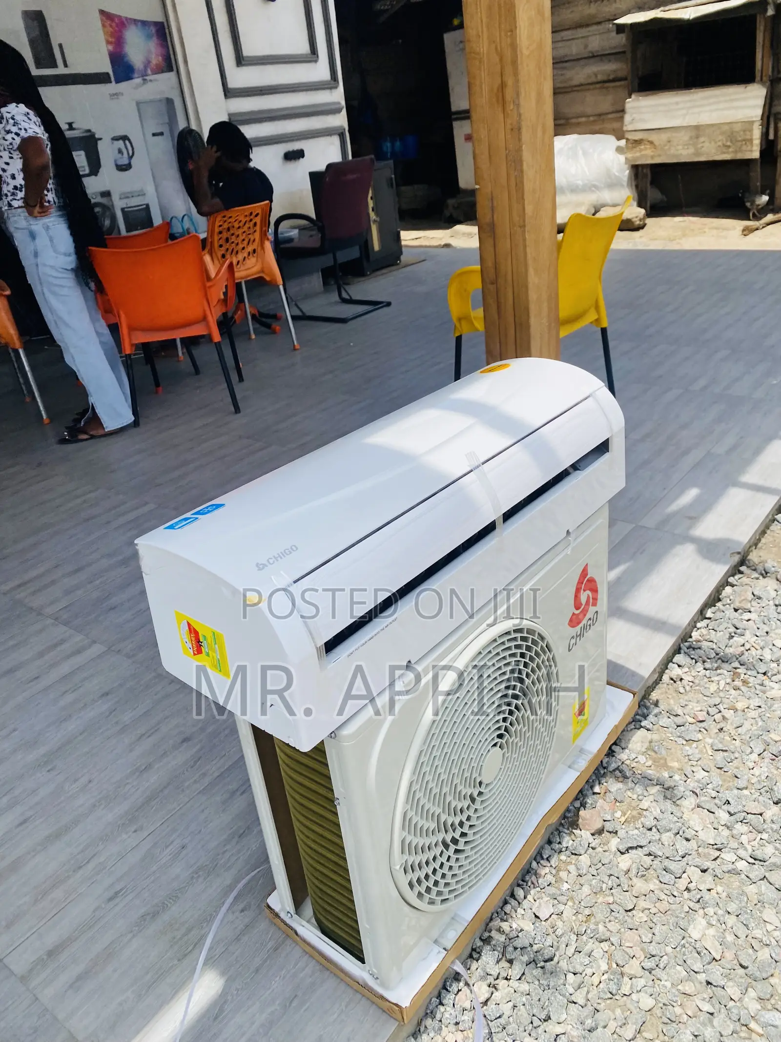 Extremely Chilling Chigo 1.5hp Split Type Ac(White)R410.
