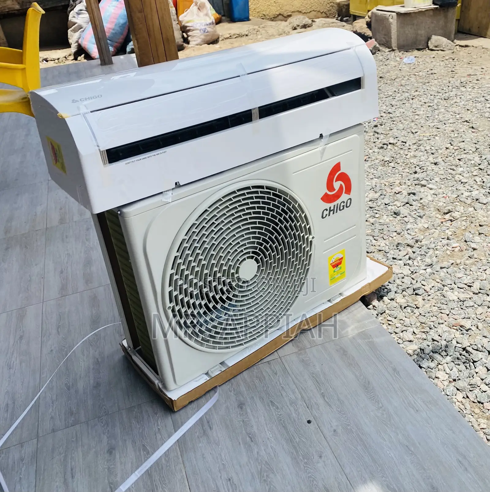 Durable Chigo 1.5hp Split Type Air Conditioner(White)