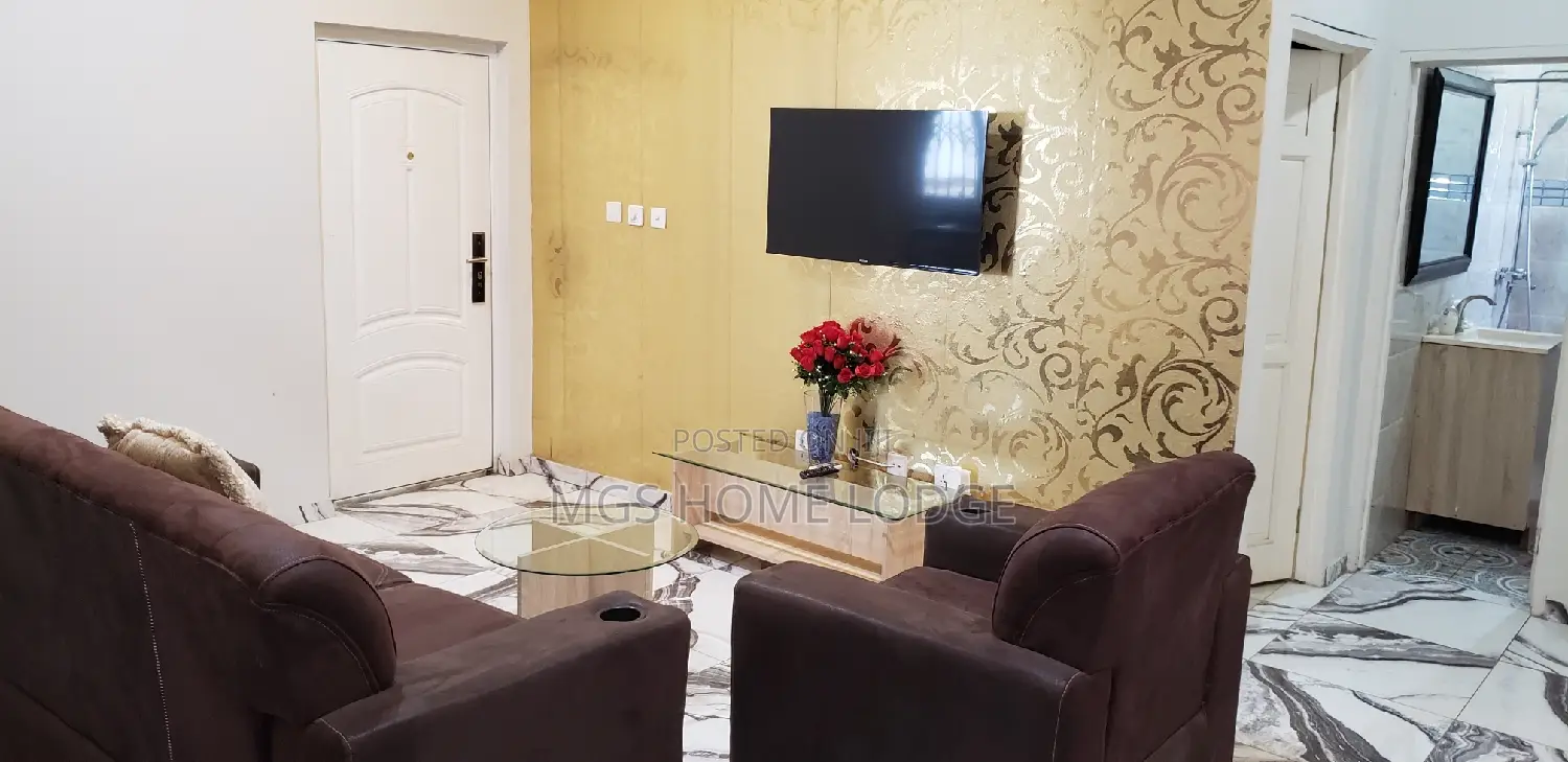 Furnished 1 Bedroom Apt for Daily/Weekly/Monthly Lease