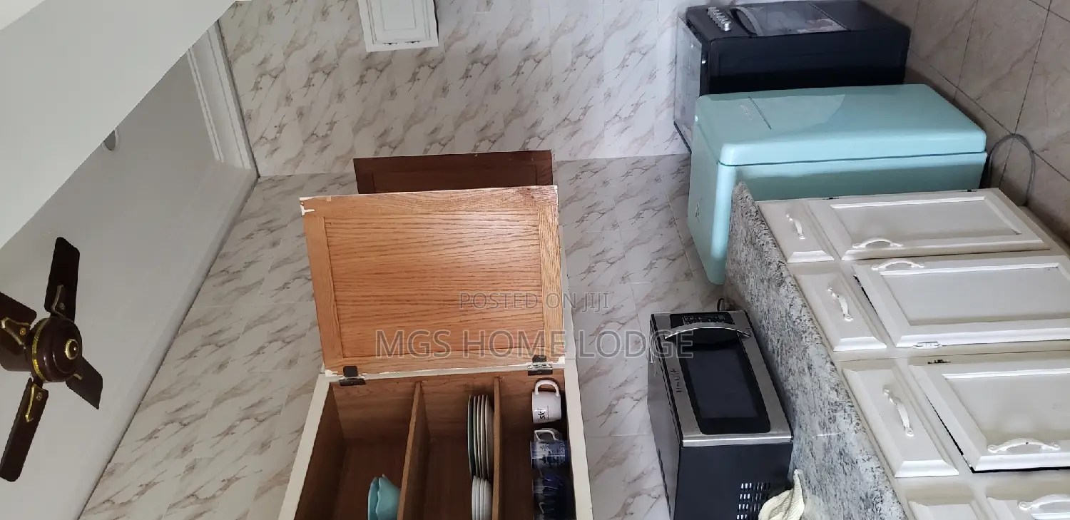 Furnished 1 Bedroom Apt for Daily/Weekly/Monthly Lease