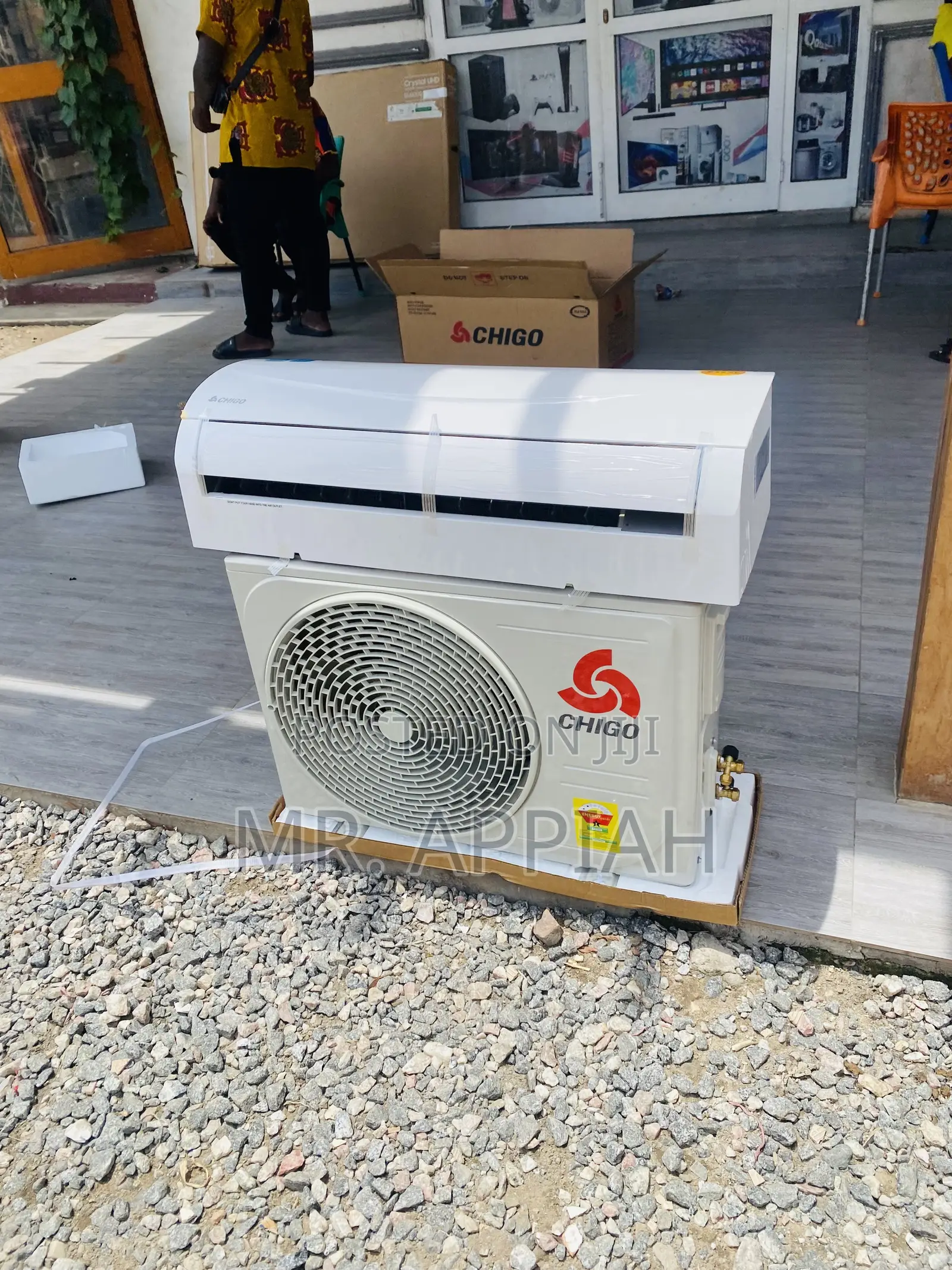 Shop Original Chigo 1.5hp Split Type Ac(White)R410.