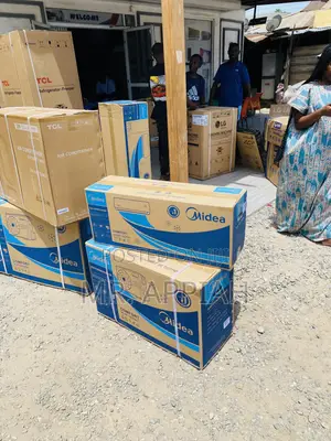 Brand New Split Type Midea Air Conditioner(White)R410.