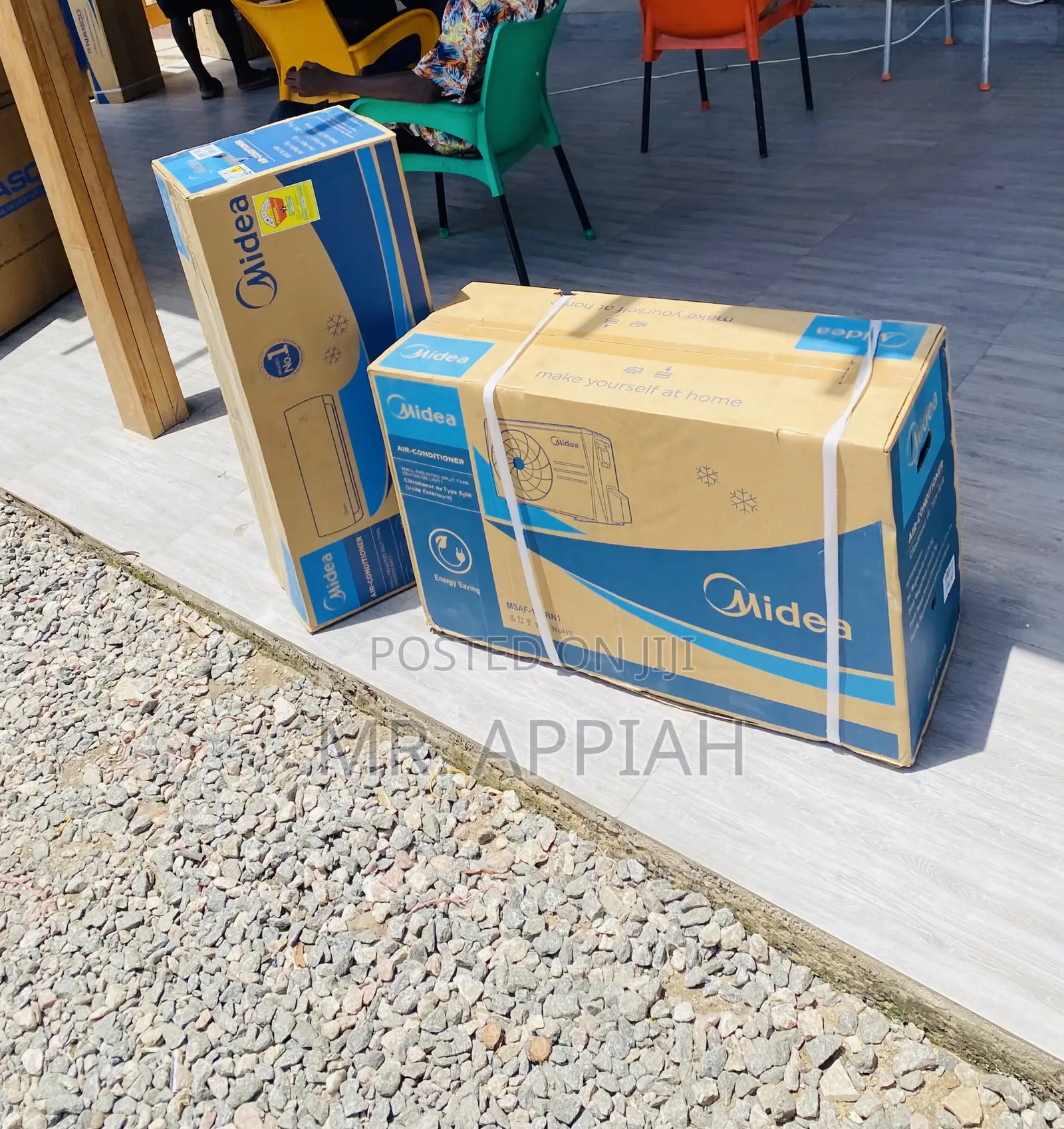 Shop Split Type Midea 2.5hp Air Conditioner(White).