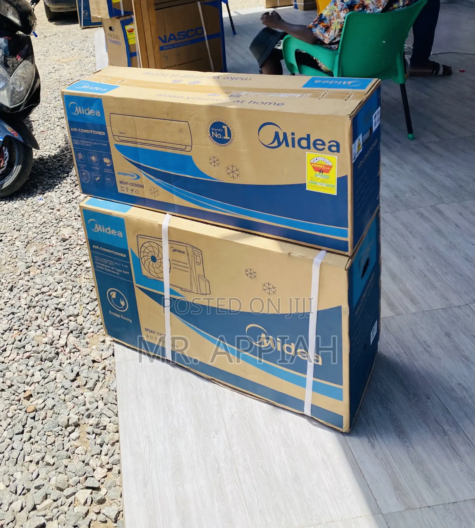 Fabulous Split Type Midea 1.5hp Air Conditioner(White).