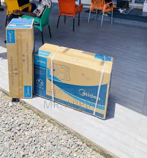Super Cooling Split Type Midea 1.5hp Air Conditioner.