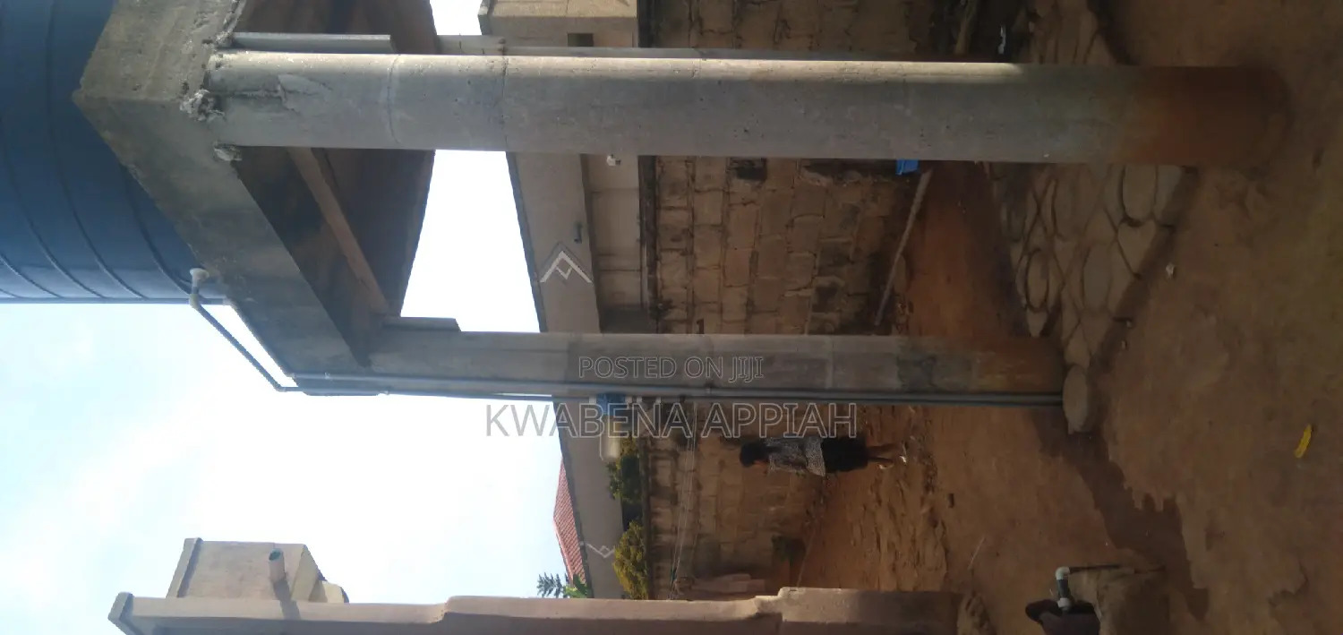 7bdrm House in Mark Estate At, Kumasi Metropolitan for sale