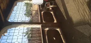 7bdrm House in Mark Estate At, Kumasi Metropolitan for sale