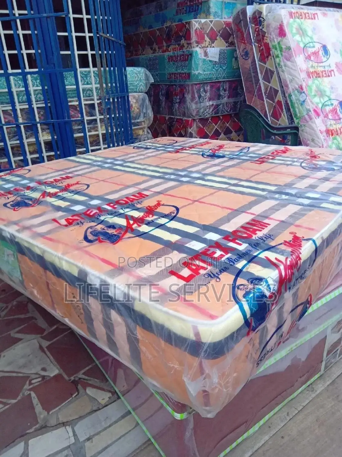 Mattress 10" Queen Size Latex Foam