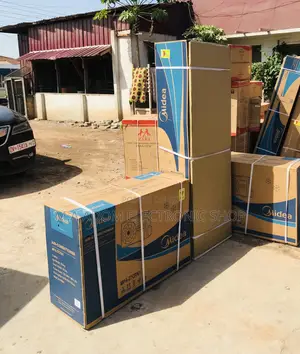 Classic Design Midea 3.0hp Floor Standing Air Conditioner.