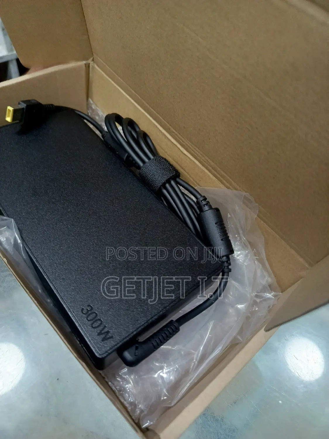 230wt, 180wt and 300wt Laptop Chargers for Sale