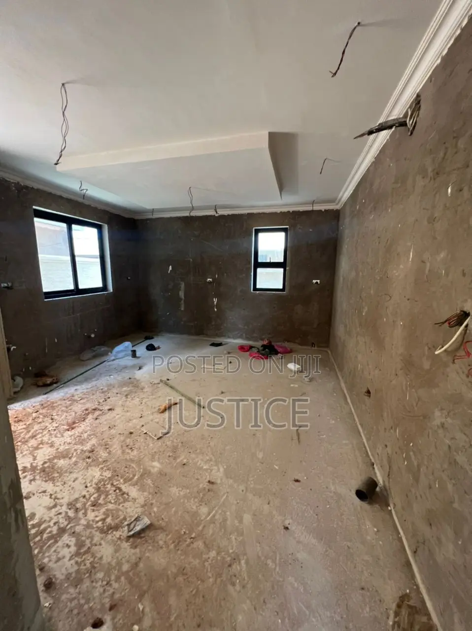 3bdrm Duplex in North Kaneshie for sale
