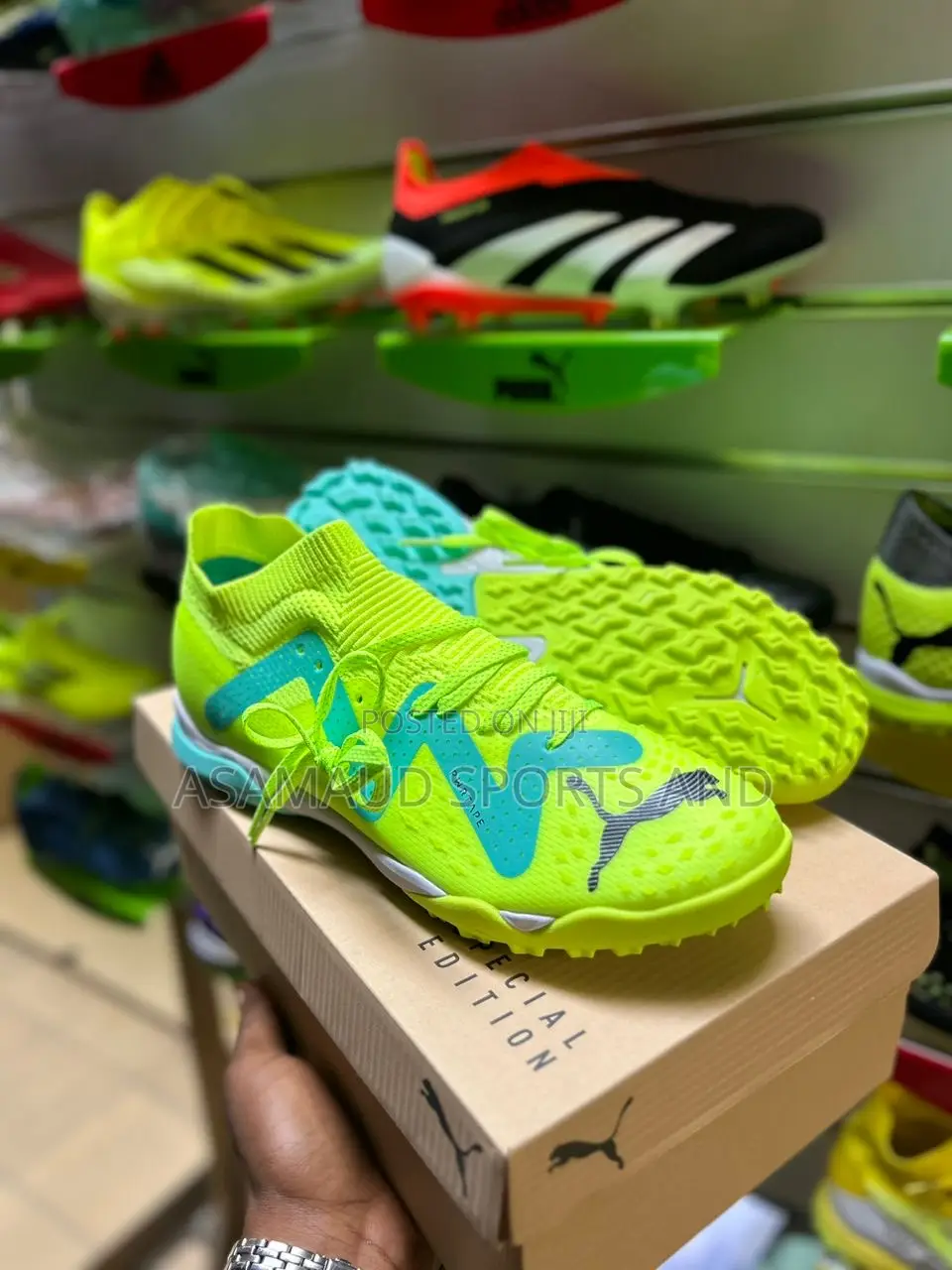 Original Gym Boot( Astro Turf) Available at Cool Price